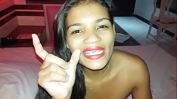 Ester tigresa porno fodendo com dotados na dupla penetração
