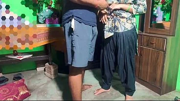 Buceta apertada da indiana sendo comidinha a safada pelo cunhado gostoso