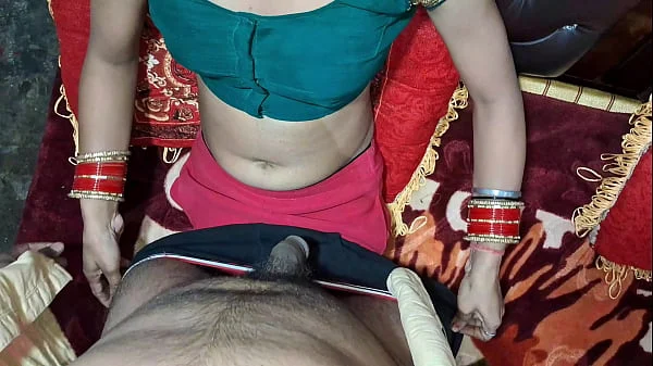 Garam Bhabhi fode gostoso com o Devar e enche a buceta de leite