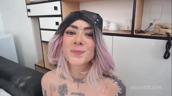 Maria Morangoh sentando gostoso no pauzão preto e gemendo de prazer.