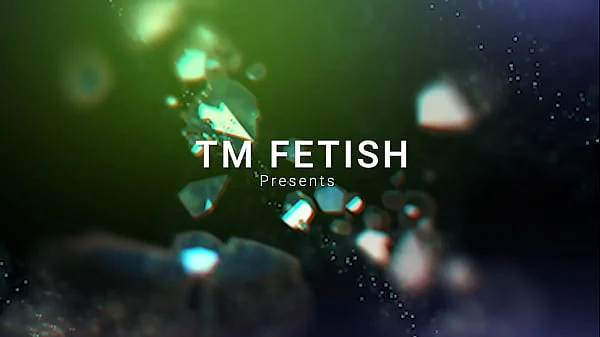 Programação para escravo de pés: Skull Candy Bri no controle total.