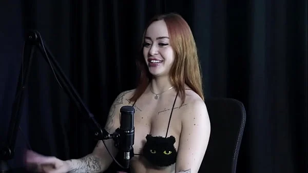 Thaisa Redvelvet se entrega em entrevista picante cheia de putaria no Porn Cast Brasil